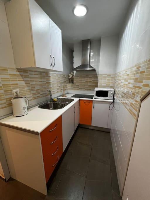 Great Apartment Close To Plaza De Torres Alicante Eksteriør bilde