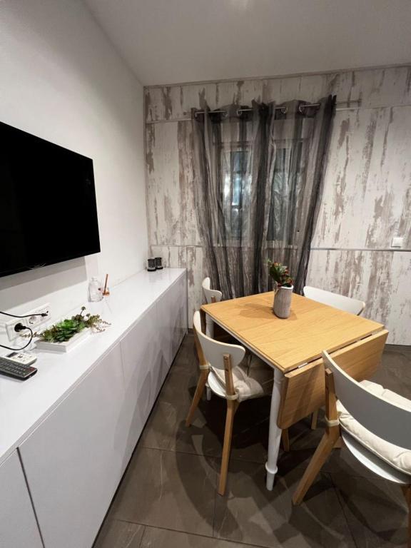 Great Apartment Close To Plaza De Torres Alicante Eksteriør bilde